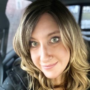 Meet your Posher, Kim